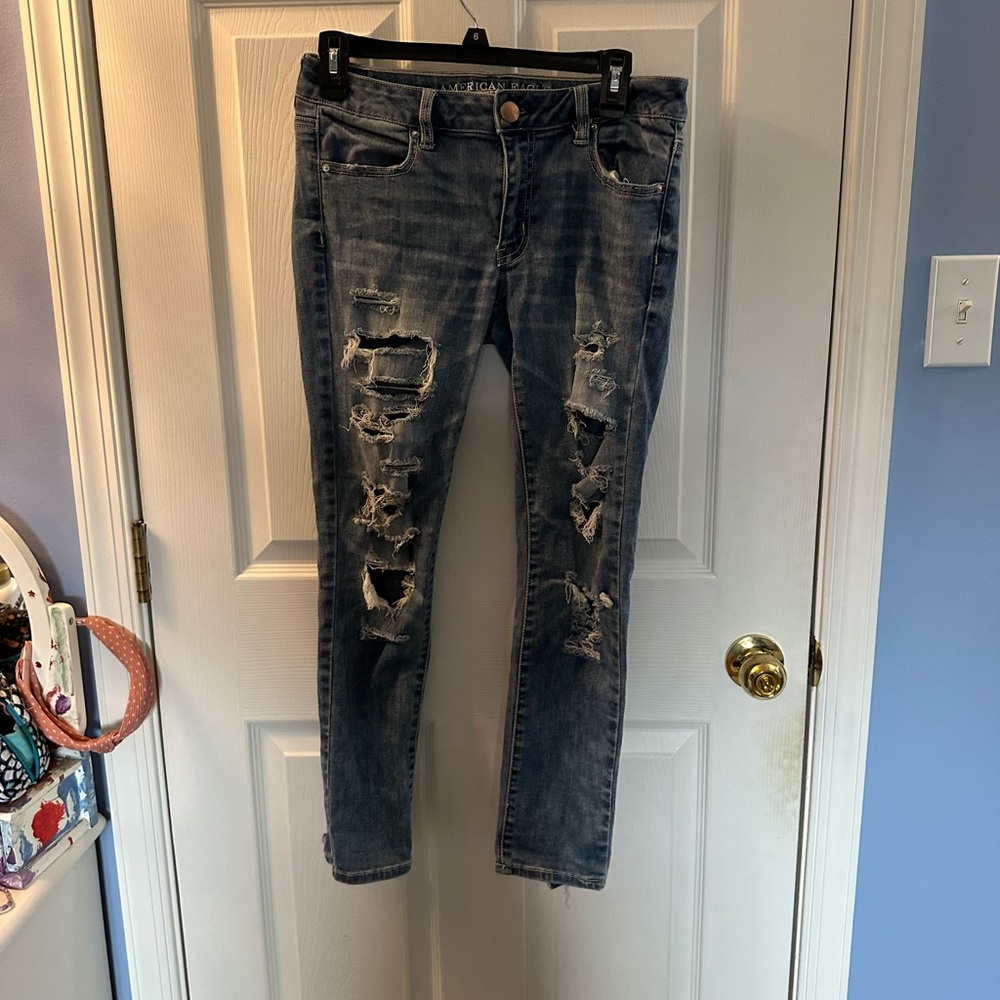 AE mid rise jeans